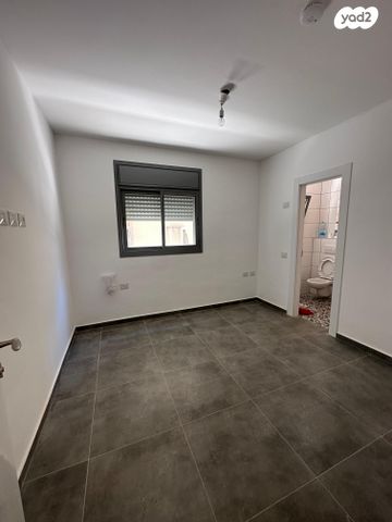 דירה, הנוטרים, אגרובנק, חולון