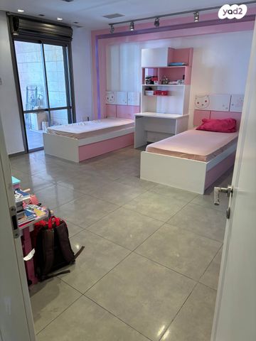 גג/ פנטהאוז, ה' באייר, אשדוד