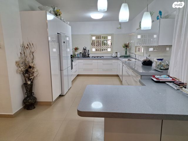 בית פרטי/ קוטג', אחוזה 17, נאות הדרים, גן יבנה