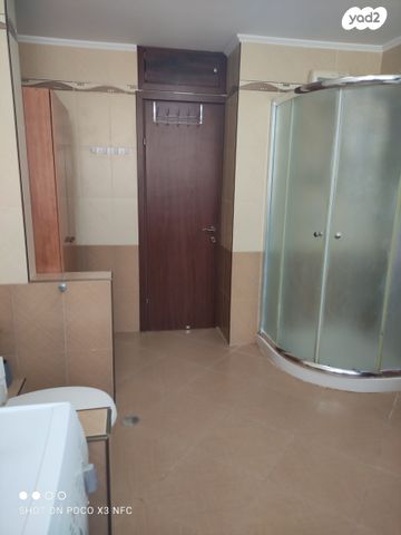 דירה, השופטים 43, אחוזת כנרת, טבריה