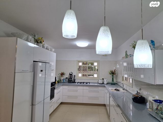 בית פרטי/ קוטג', אחוזה 17, נאות הדרים, גן יבנה