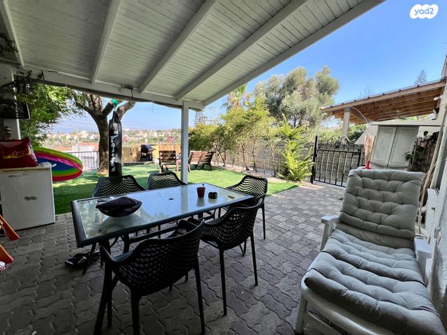 בית פרטי/ קוטג', גלעד, אלפי מנשה