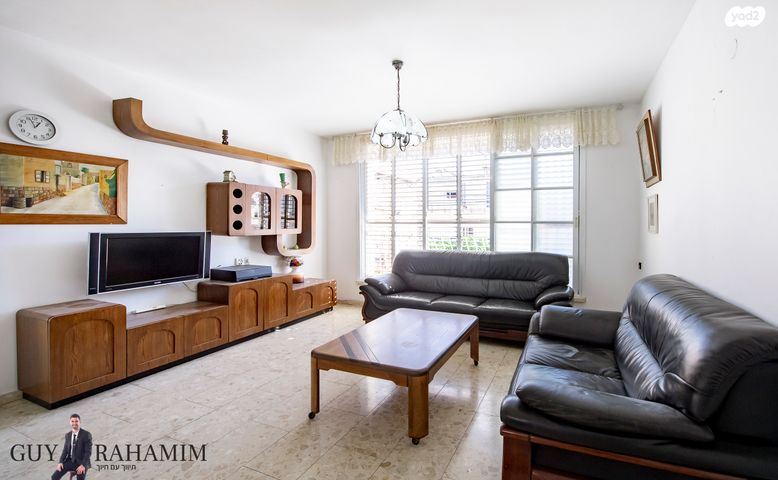 בנימין יהלום 