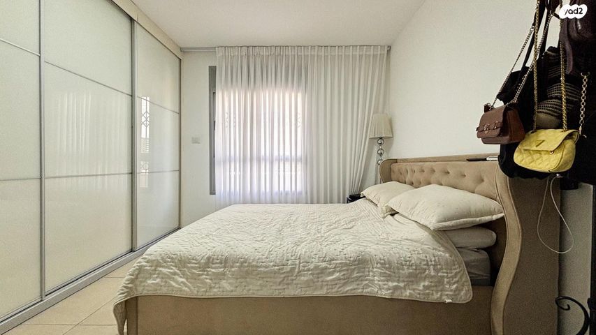 דירת גן, אופקים