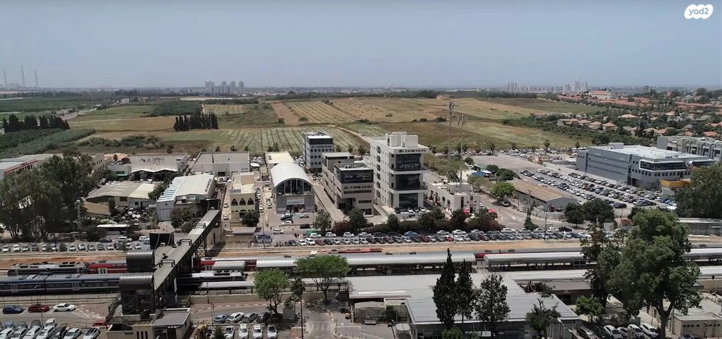 בניין משרדים, בנימינה גבעת עדה