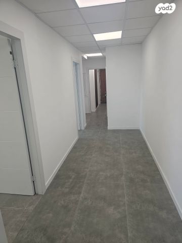 משרדים, הרברט סמואל 59, מרכז העיר, חדרה