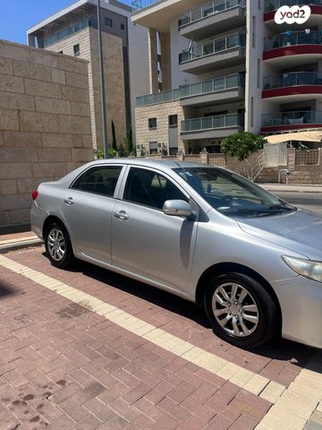 קורולה Sun Plus 4 אוט׳ 1.6 (124 כ״ס)