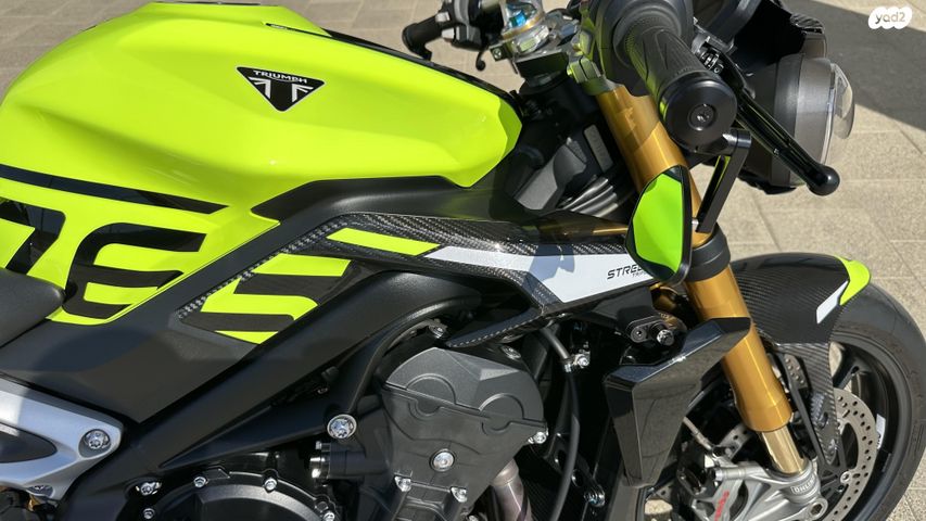 טריומף Street Triple RS
