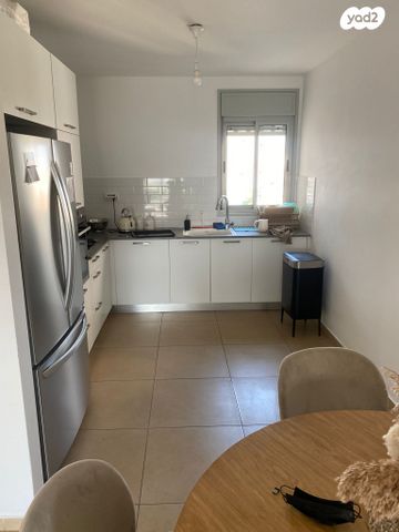 יעקב מרידור 15