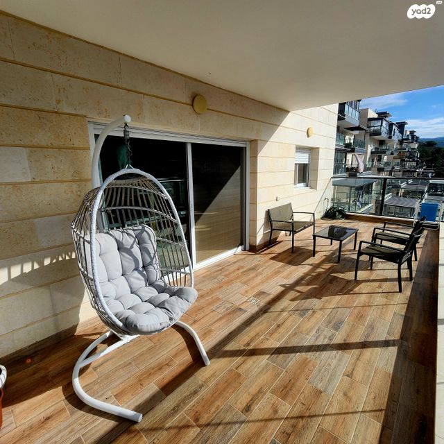 דירה, החרוב 5, שאר העיר, טירת כרמל