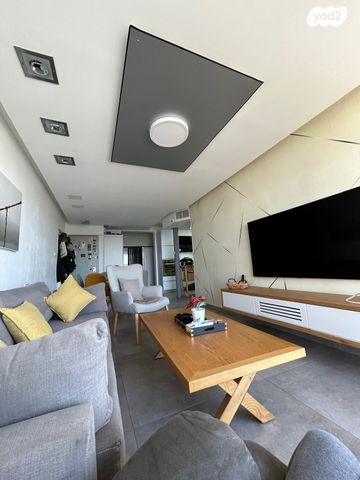 דירה, הגיבור האלמוני 20, יד אליהו, תל אביב יפו