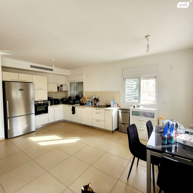 דירה, החרוב 5, שאר העיר, טירת כרמל