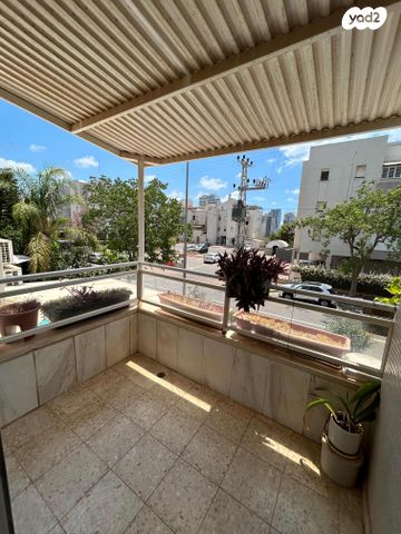 דירה, אירוס הארגמן 20, גבעת האירוסים, נתניה