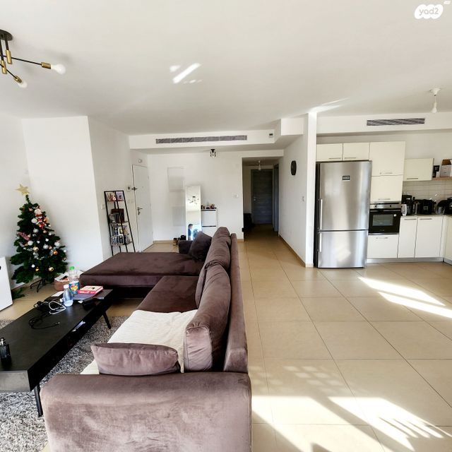 דירה, החרוב 5, שאר העיר, טירת כרמל