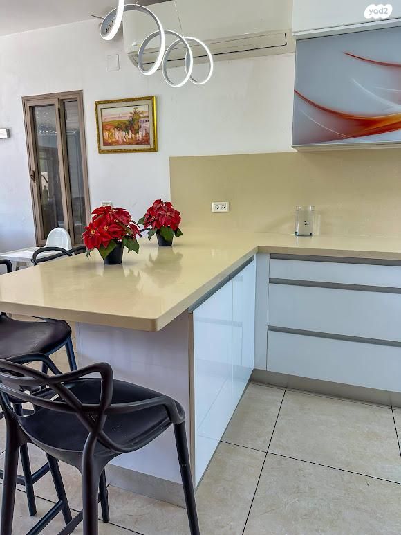 דו משפחתי, תל חי 75, מזרחי א, כפר סבא