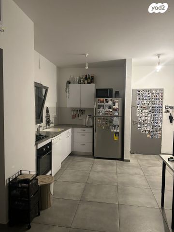 ברתיני גארי 9