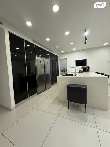 דירת גן, נחל הצבי, קרית רבין, מגדל העמק