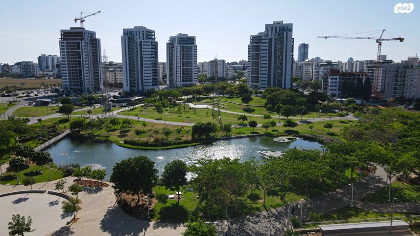 גג/ פנטהאוז, שניר 1, הפארק, חדרה