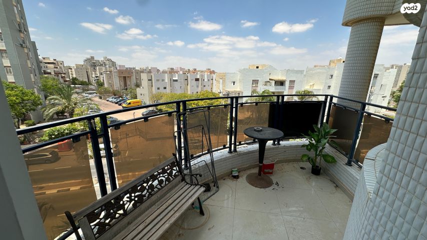 דירה, מאיר גרוסמן, נווה זאב, נאות אילן, באר שבע