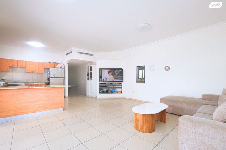 דירת גן, בני בנימין, נתניה