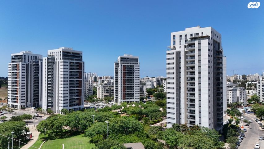 גג/ פנטהאוז, שניר 1, הפארק, חדרה