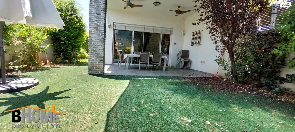 דו משפחתי, שביל הפרחים 1, רמת אמיר, קדימה צורן