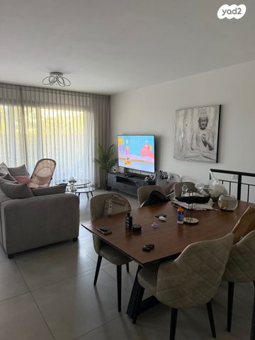 דירת גן, הס 32, הדר עליון, חיפה