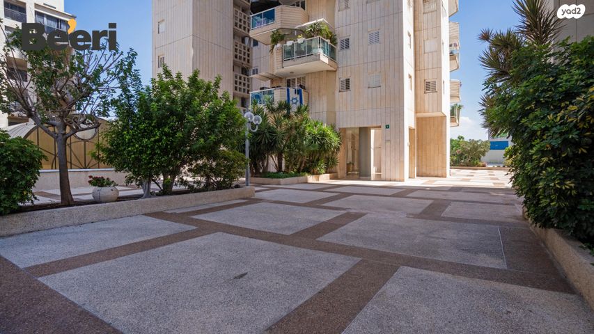 דירה, מנדל מתתיהו 7, רמת גן