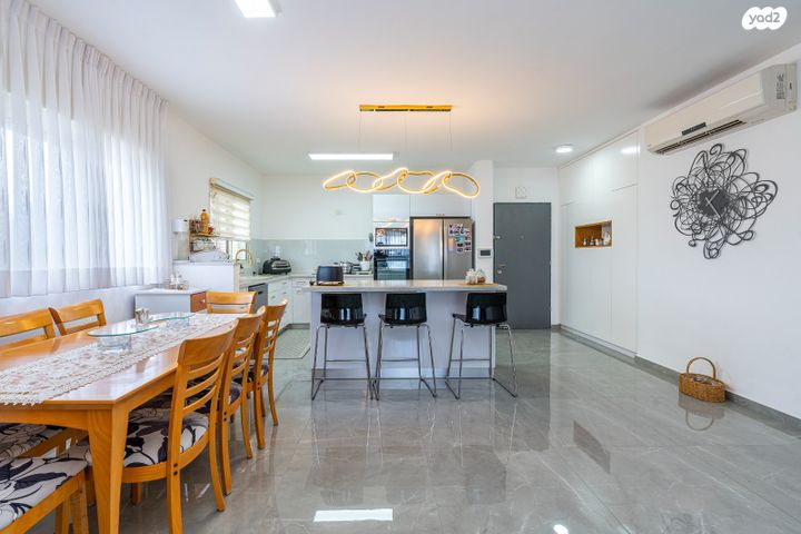 דירה, שדרות הנשיא וייצמן 32, מרכז העיר, חדרה