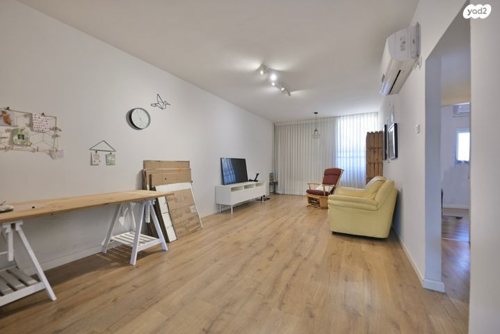 דירה, בית יוסף, רמב"ם, ראשון לציון