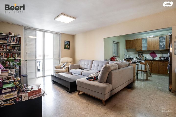 דירה, מנדל מתתיהו 7, רמת גן