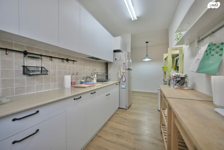 דירה, בית יוסף, רמב"ם, ראשון לציון