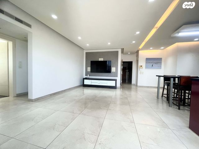 גג/ פנטהאוז, סוקולוב, הרצליה