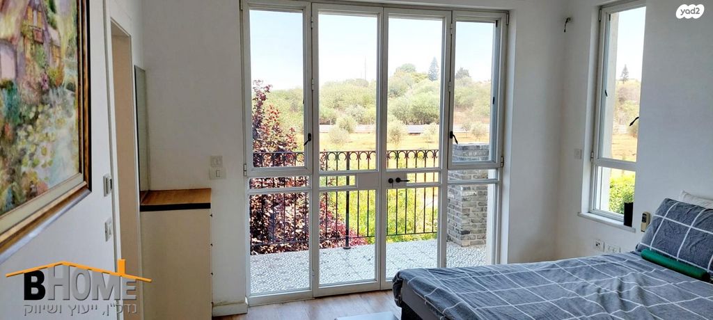 שביל הפרחים 1