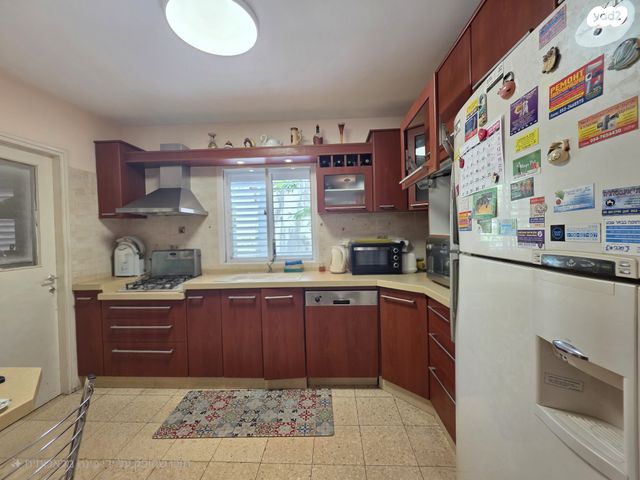 דירה, הרב עובדיה יוסף, קרית גת