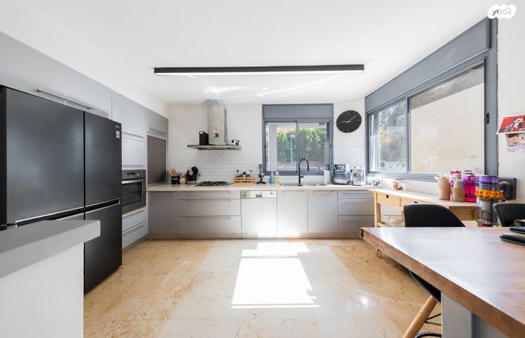 מתחם 19 - 20 (מתחם הפרחים)