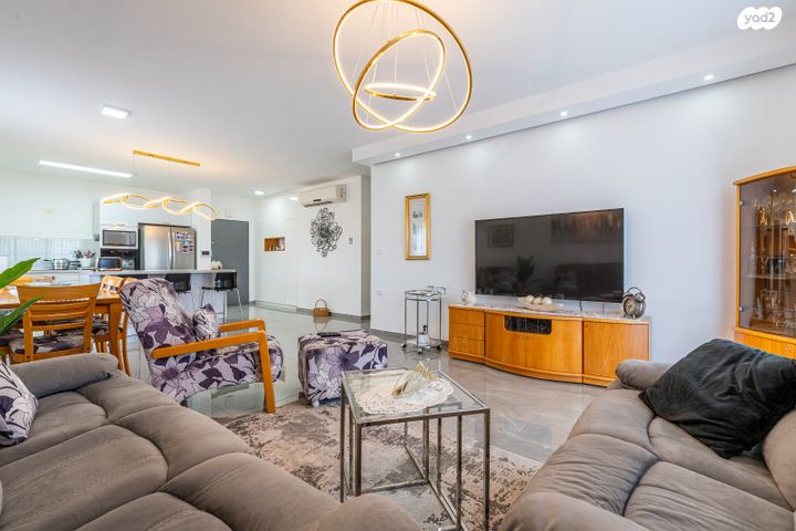 דירה, שדרות הנשיא וייצמן 32, מרכז העיר, חדרה