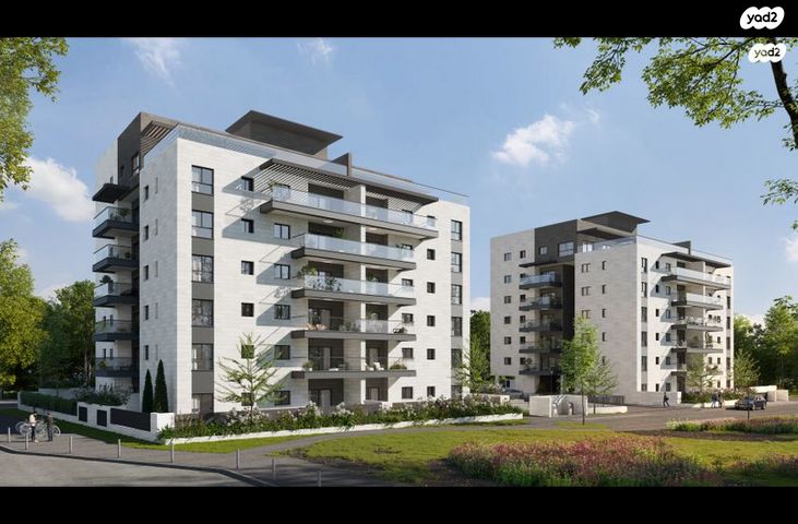 גג/ פנטהאוז, כליל החורש 1, יצחק שמיר, נהריה