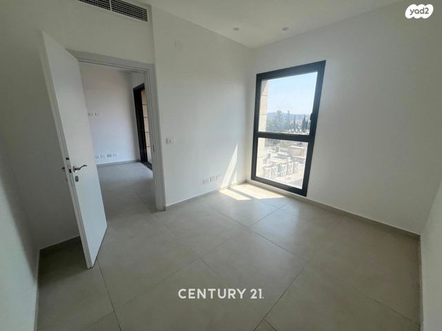 דירה, גולומב, קרית היובל, ירושלים