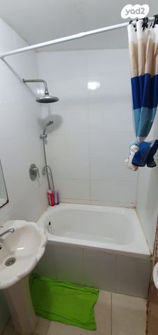 דירה, מאיר גרונולד, קרית היובל, ירושלים