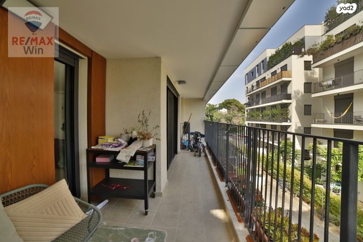 דירה, בארט 11, נווה אביבים, תל אביב יפו