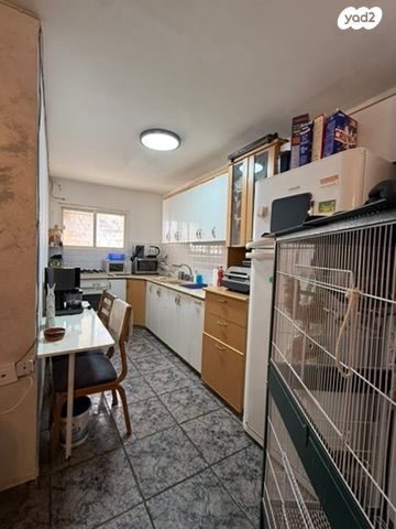 דירת גן, גאולים 21, שכונה ג', באר שבע