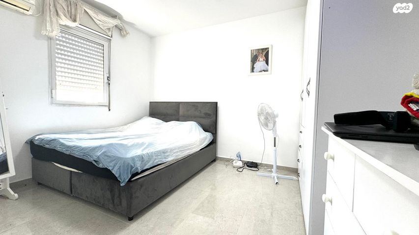 דופלקס, אירוס הארגמן, גבעת האירוסים, נתניה