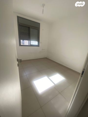 דירה, אליעזר בן יהודה, אגרובנק, חולון