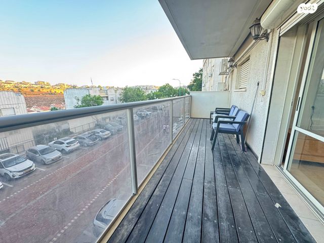 דירה, ההרדופים, רמת יקנעם, יקנעם עילית