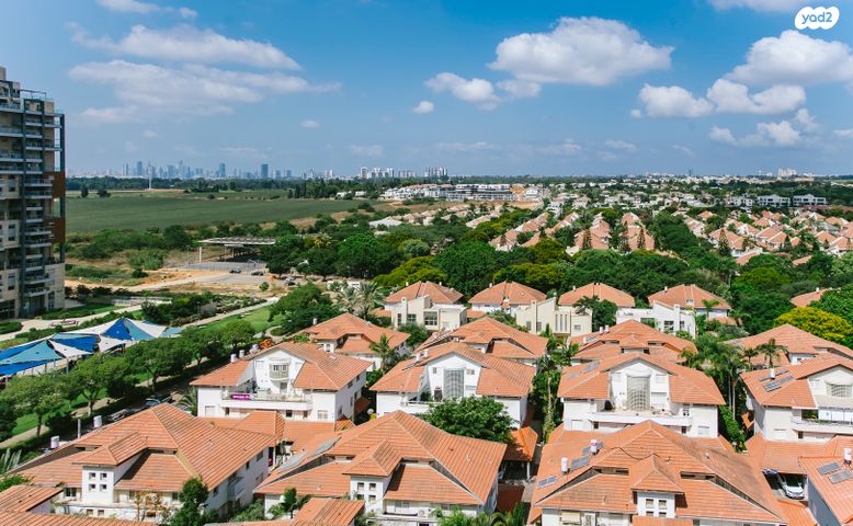 דירה, רמות מנחם, הוד השרון