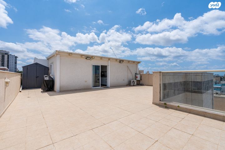 דירה, שדרות הנשיא וייצמן 32, מרכז העיר, חדרה