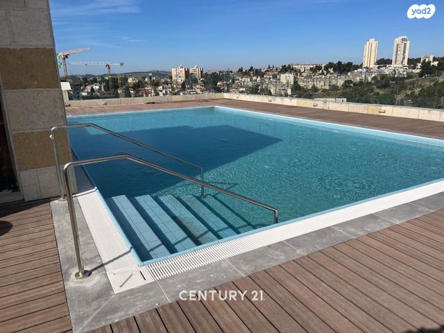 דירה, גולומב, קרית היובל, ירושלים