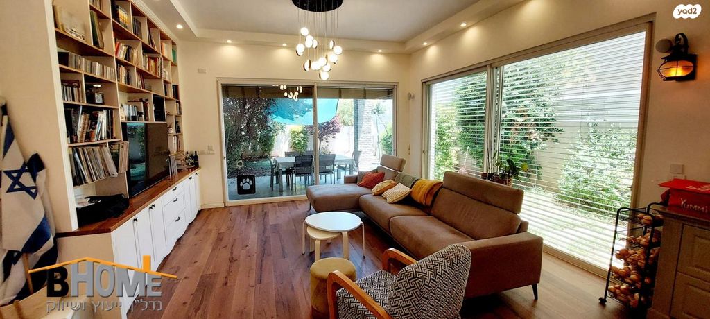 דו משפחתי, שביל הפרחים 1, רמת אמיר, קדימה צורן