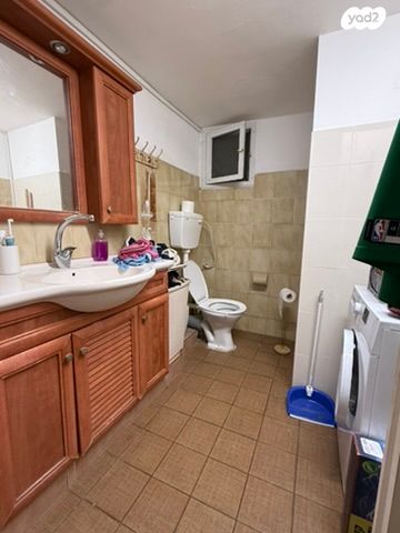 דירת גן, גאולים 21, שכונה ג', באר שבע